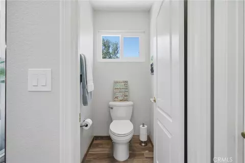 Bath - 29830 Corte Granada, Temecula, CA 92591 photo 6 of 8