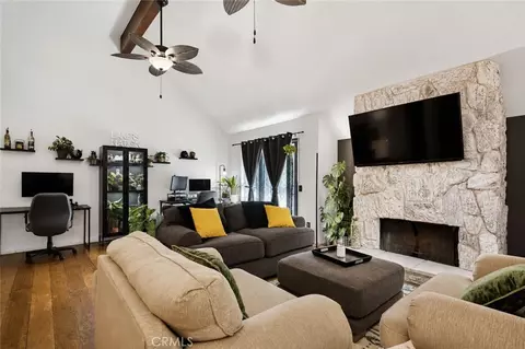Living - 31948 Del Cielo Este #6, Bonsall, CA 92003 photo 1 of 2