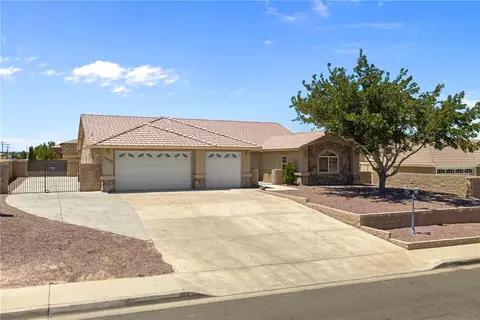 Exterior - 12922 Lompoc, Apple Valley, CA 92308 photo 6 of 7