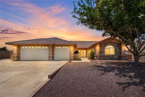 Exterior - 12922 Lompoc, Apple Valley, CA 92308 photo 7 of 7