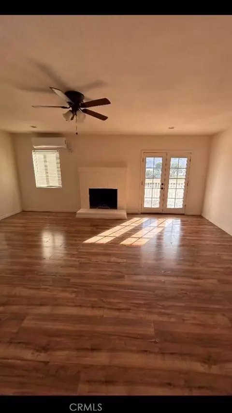 305 Line St, Lake Elsinore, CA 92530