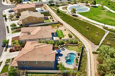 View/Area - 45659 Bassett, Temecula, CA 92592 photo 5 of 6