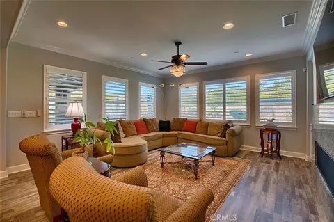 Living - 45659 Bassett, Temecula, CA 92592 photo 2 of 4
