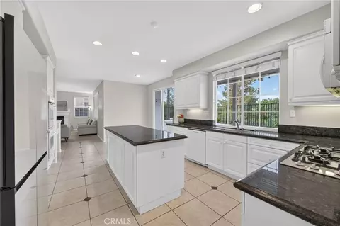 Kitchen - 45339 Tiburcio, Temecula, CA 92592 photo 2 of 4