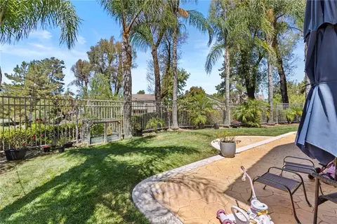 Exterior - 32166 Via Arias, Temecula, CA 92592 photo 3 of 5