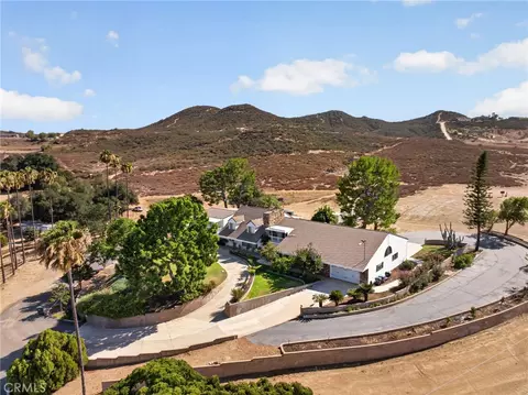 View/Area - 33975 Wright, Menifee, CA 92584 photo 7 of 11