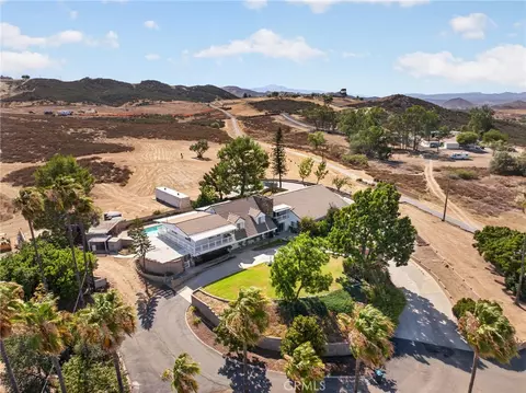 View/Area - 33975 Wright, Menifee, CA 92584 photo 6 of 11