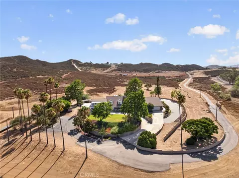 View/Area - 33975 Wright, Menifee, CA 92584 photo 9 of 11