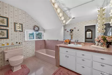Bath - 33975 Wright, Menifee, CA 92584 photo 4 of 4