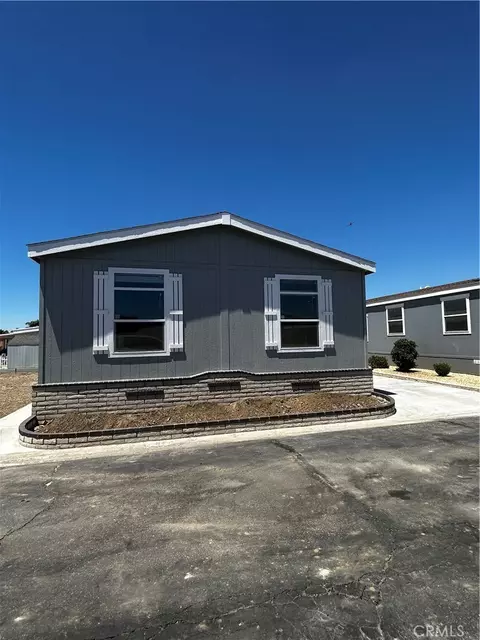 2205 W Acacia Ave #94, Hemet, CA 92545