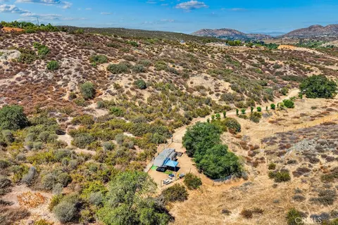 40200 E Benton Rd, Hemet, CA 92544 photo 27
