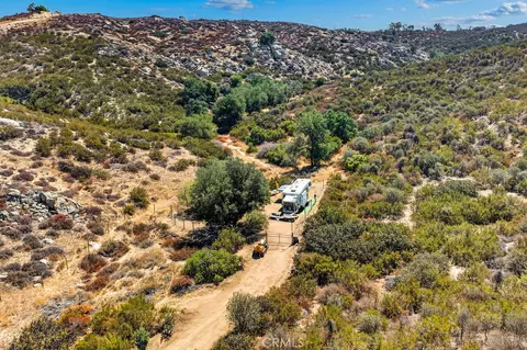40200 E Benton Rd, Hemet, CA 92544 photo 25