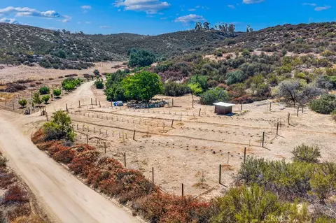 40200 E Benton Rd, Hemet, CA 92544 photo 7