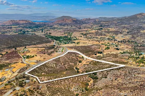 40200 E Benton Rd, Hemet, CA 92544 photo 34