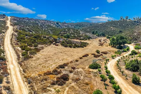 40200 E Benton Rd, Hemet, CA 92544 photo 16