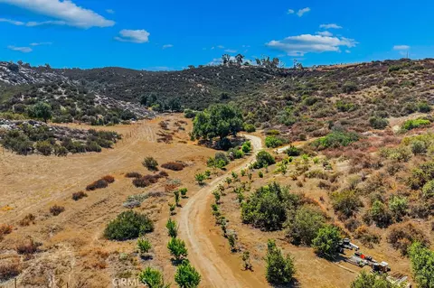40200 E Benton Rd, Hemet, CA 92544 photo 21