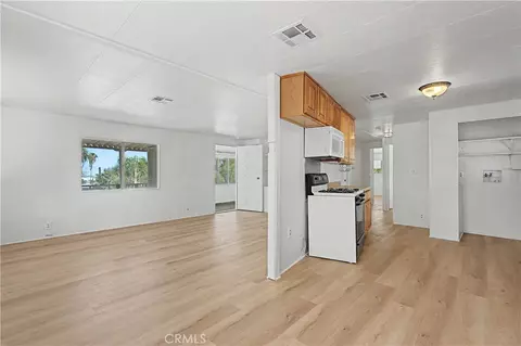 18580 Decker, Perris, CA 92570 photo 7