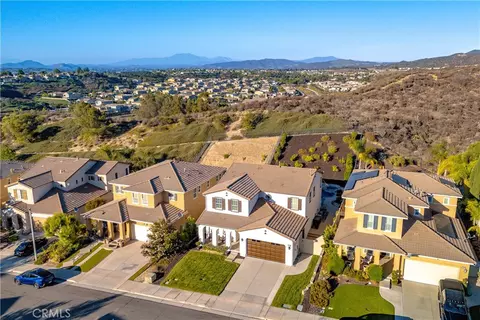 View/Area - 45904 Corte Mislanca, Temecula, CA 92592 photo 2 of 9