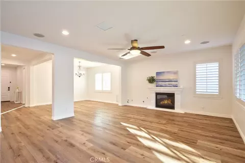 Living - 45904 Corte Mislanca, Temecula, CA 92592 photo 2 of 7