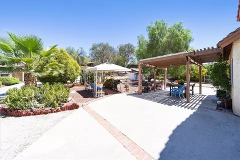 Exterior - 20692 Cashew St, Wildomar, CA 92595 photo 9 of 27