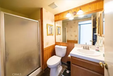 Bath - 20692 Cashew St, Wildomar, CA 92595 photo 1 of 4