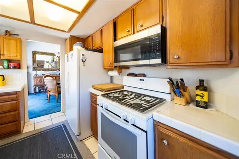 Kitchen - 20692 Cashew St, Wildomar, CA 92595 photo 3 of 3