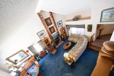Living - 20692 Cashew St, Wildomar, CA 92595 photo 9 of 9