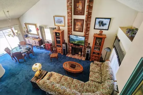 Living - 20692 Cashew St, Wildomar, CA 92595 photo 4 of 7