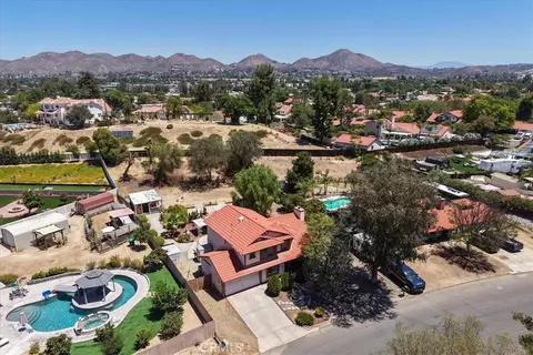 View/Area - 20692 Cashew St, Wildomar, CA 92595 photo 1 of 5