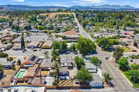 View/Area - 545 D St, Ramona, CA 92065 photo 2 of 4