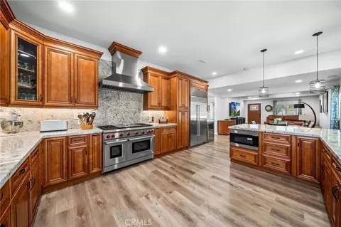 Kitchen - 545 D St, Ramona, CA 92065 photo 8 of 9