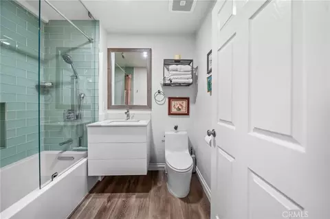 Bath - 545 D St, Ramona, CA 92065 photo 1 of 6