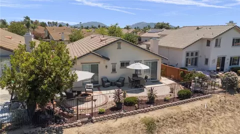 View/Area - 41769 Vardon Dr, Temecula, CA 92591 photo 2 of 12