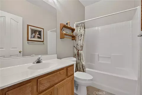 Bath - 41769 Vardon Dr, Temecula, CA 92591 photo 3 of 3