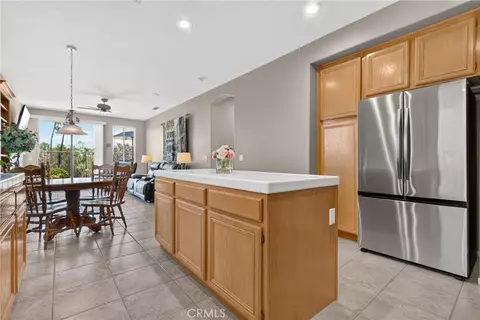 Kitchen - 41769 Vardon Dr, Temecula, CA 92591 photo 2 of 4