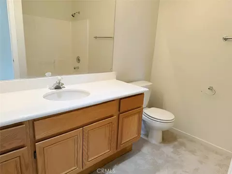 Bath - 29533 Springside, Menifee, CA 92584 photo 1 of 2