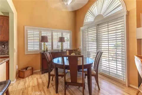 Dining - 27563 Sanderling Way, Temecula, CA 92591 photo 2 of 5