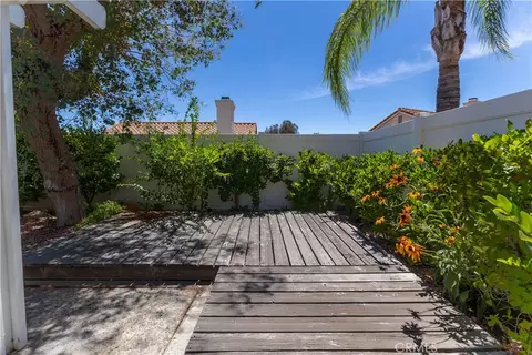 Exterior - 27563 Sanderling Way, Temecula, CA 92591 photo 4 of 15