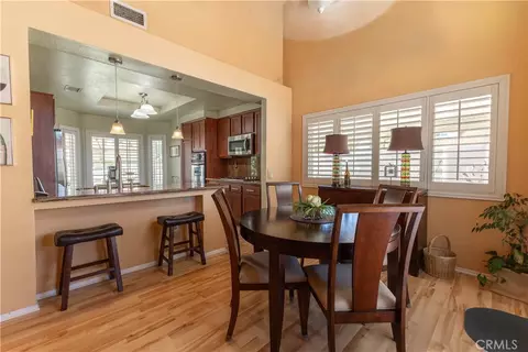 Dining - 27563 Sanderling Way, Temecula, CA 92591 photo 3 of 5
