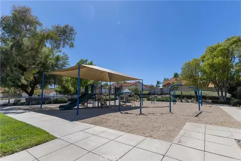 Exterior - 27563 Sanderling Way, Temecula, CA 92591 photo 7 of 15