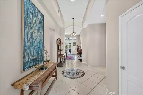 Entry Way - 8280 Singh Ct, Hemet, CA 92545 photo 4 of 8