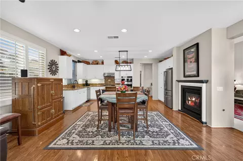 Kitchen - 8280 Singh Ct, Hemet, CA 92545 photo 6 of 6