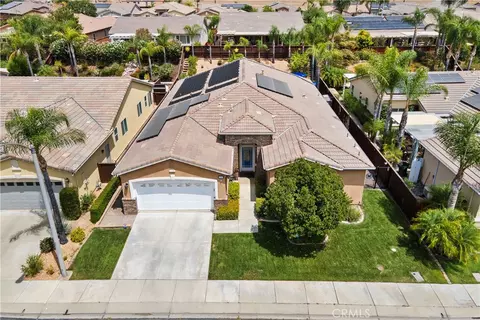 View/Area - 8280 Singh Ct, Hemet, CA 92545 photo 1 of 12