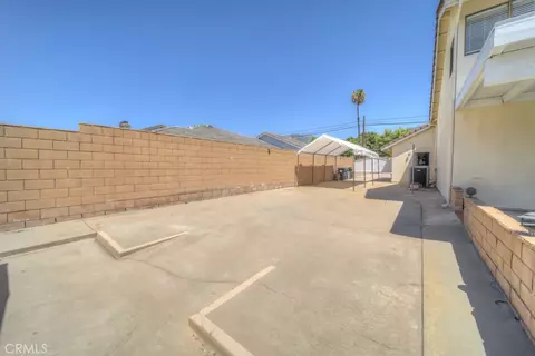 Exterior - 890 W 21 St, Upland, CA 91784 photo 6 of 7