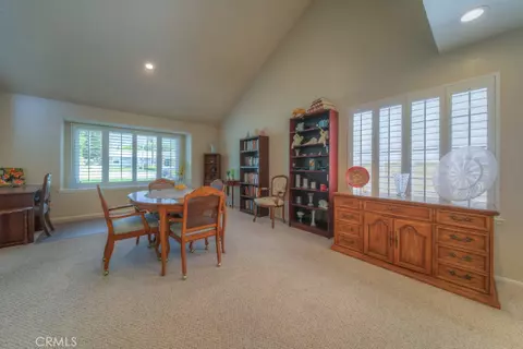 Dining - 890 W 21 St, Upland, CA 91784 photo 4 of 4