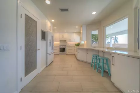 Kitchen - 890 W 21 St, Upland, CA 91784 photo 2 of 7