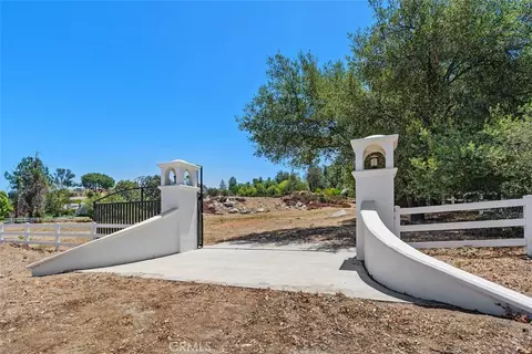0 De Portola Rd, Temecula, CA 92592 photo 3
