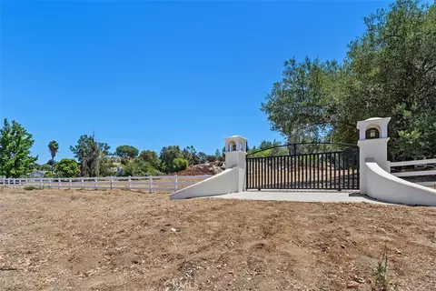 0 De Portola Rd, Temecula, CA 92592 photo 1