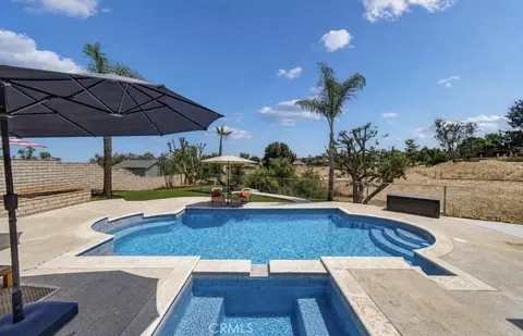 Exterior - 15366 Cayuse Ct, Riverside, CA 92506 photo 5 of 21