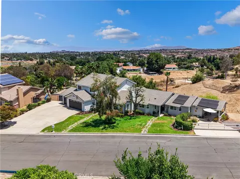 View/Area - 15366 Cayuse Ct, Riverside, CA 92506 photo 4 of 5